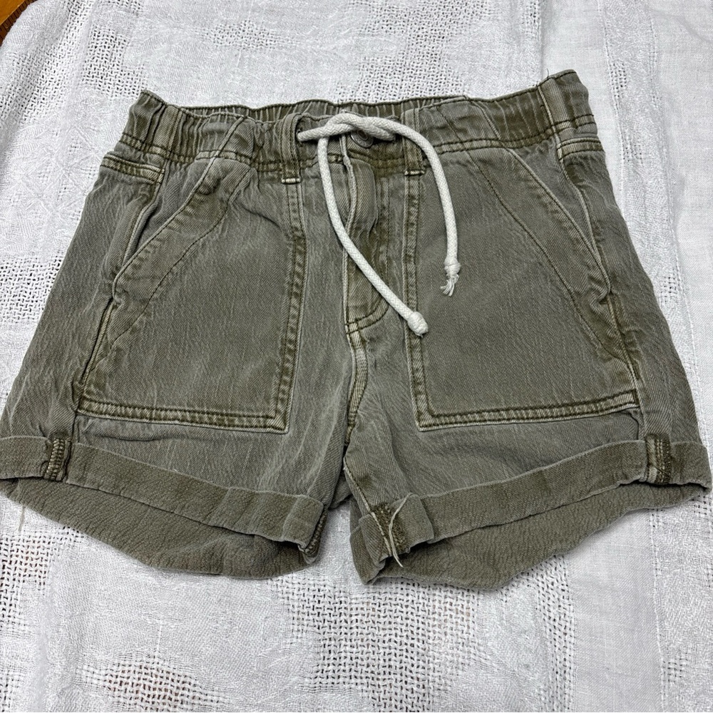 American Eagle Outfitters Green‎ Cargo Shorts Utility Style